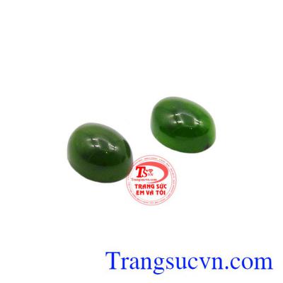 Bên cạnh đó loại đá này còn thể hiện 5 đức tính: Sự rộng lượng, Sự trung thực, Thông thái, Chính trực và Quả cảm