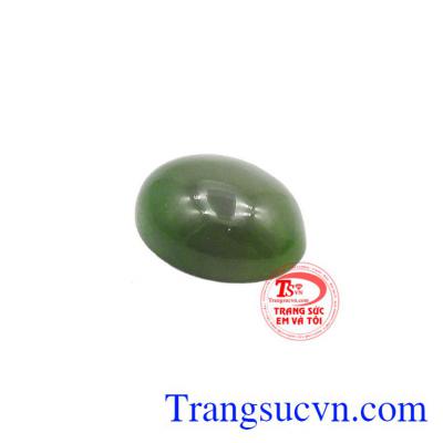 Người ta còn cho rằng Nephrite là biểu tượng của bình an, may mắn.