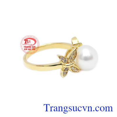 Với thiết kế tinh tế, mới lạ mang đến cho phái đẹp một sản phẩm hoàn hảo.