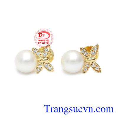 Ngọc trai kết hợp cùng vàng tây 14k đảm bảo sự bền đẹp, và sang trọng.