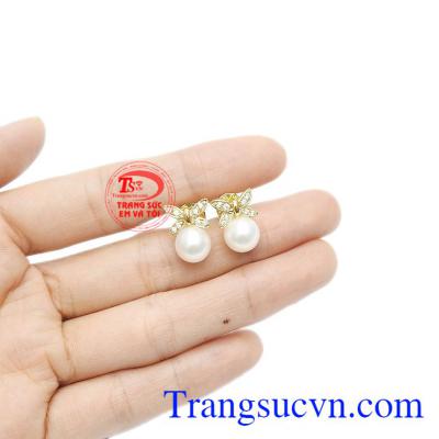 Sản phẩm được bảo hành uy tín, giao hàng toàn quốc. Hoa tai ngọc trai hồ điệp.