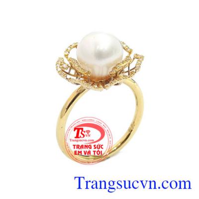 Nhẫn Ngọc Trai San Hô Đẹp là sản phẩm được chế tác 3D theo công nghệ mới, sản phẩm tinh xảo, tỉ mỉ, kiểu dáng sang trọng, tinh tế