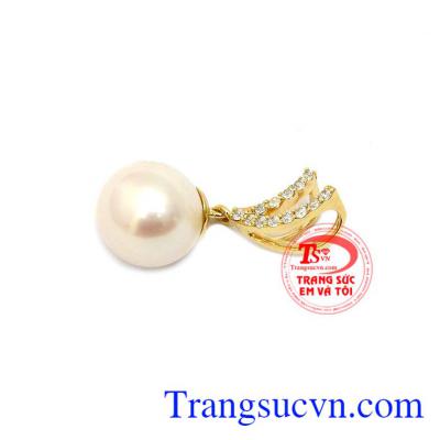 Mặt Dây Ngọc Trai Thuần Khiết là món quà ý nghĩa dành tặng bạn nữ