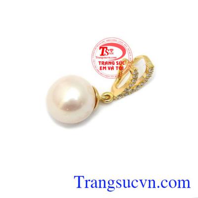 Mặt dây ngọc trai móc vàng 14k sáng bóng đảm bảo chất lượng hợp thời trang, sang trọng
