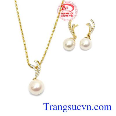 Bộ Trang Sức Ngọc Trai Đẹp là món đồ trang sức được thiết kế tinh xảo, tỉ mỉ
