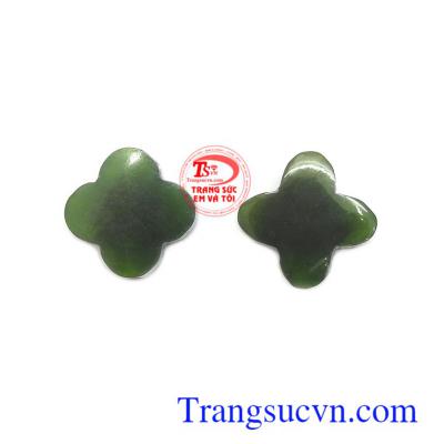 Mặt ngọc nephrite thiên nhiên là món quà ý nghĩa dành tặng người yêu thương