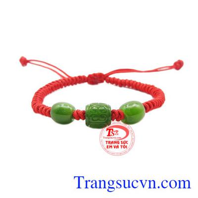 Dây tết Nephrite phú quý là sản phẩm chế tác từ đá Nephrite thiên nhiên đảm bảo chất lượng, đẹp, sang trọng, món quà ý nghĩa dành tặng phái nữ.