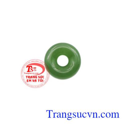 Mặt Nephrite đồng xu màu sắc đẹp.
