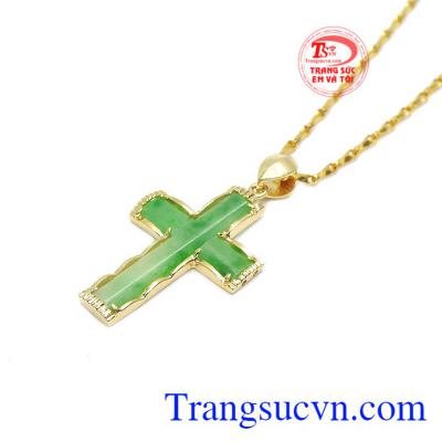 Việc đeo thánh giá cũng nhắc nhở người dùng nhớ đến sự hy sinh của Chúa Giê-su cho mọi người.