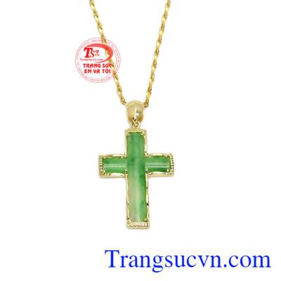 Với chế tác mặt dây hình thập tự thích hợp cho mọi người và đặc biệt là những ai theo đạo.