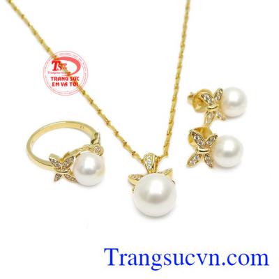 Bộ trang sức ngọc trai hồ điệp