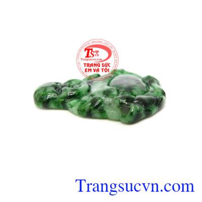 Ngọc cẩm thạch phù hợp với tất cả các mệnh