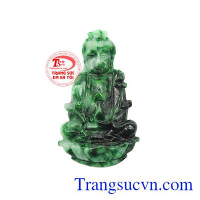 Mặt Jadeite Phật quan âm may mắn chế tác công nghệ cao đường nét tinh tế, phù hợp cho mệnh Hỏa và Mộc
