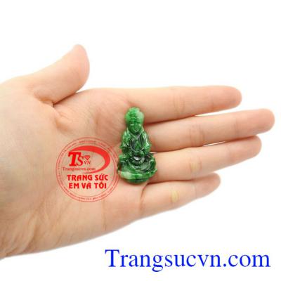 Mặt Phật Quan Âm cẩm thạch an lành thiên nhiên.