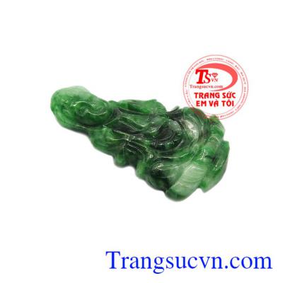 Mặt Phật Quan Âm hiện đang được nhiều người yêu thích.