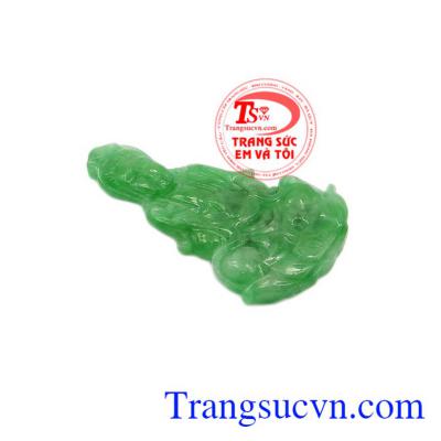 từ ngọc cẩm thạch thiên nhiên chất lượng.
