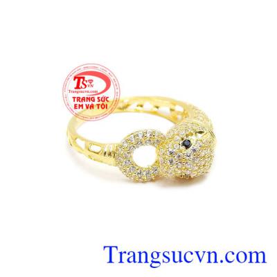 Nếu bạn là tín đồ thời trang chắc hẳn sẽ không bỏ qua món trang sức đẳng cấp này