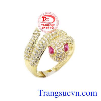 Nhẫn nữ rắn vàng quyền lực được chế tác từ vàng 10k công nghệ Italy