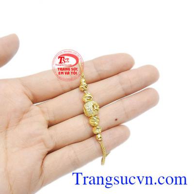 Lắc tay tiện dụng, thích hợp để làm quà tặng cho phái đẹp trong những dịp đặc biệt