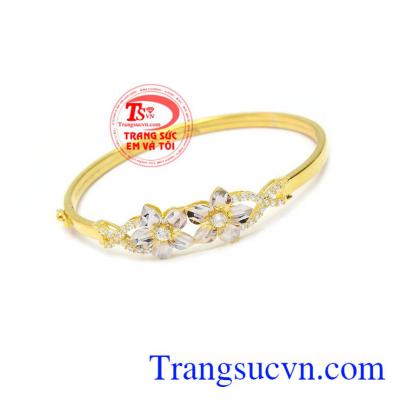 vòng tay vàng 10k xinh xắn.