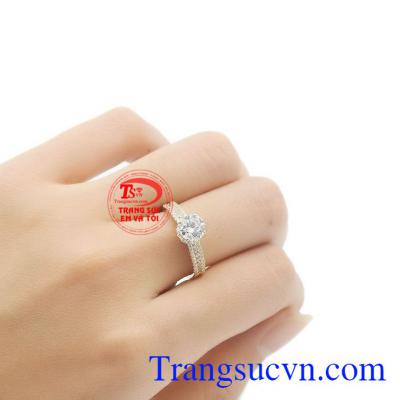 Sản phẩm được chế tác từ vàng 10k nhập khẩu Korea