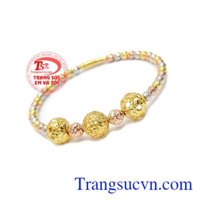 được chế tác theo công nghệ Italy, kiểu dáng độc đáo,