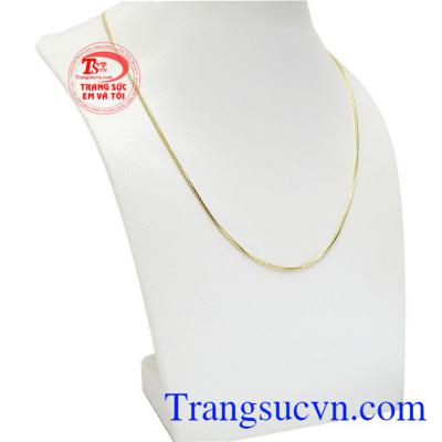 Sản phẩm với thiết kế đơn giản mang nét cá tính nhưng vẫn không kém phần dịu dàng, tôn lên vẻ đẹp của người sử dụng