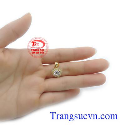 Mặt nữ vàng 10k là món quà ý nghĩa dành tặng người bạn yêu thương