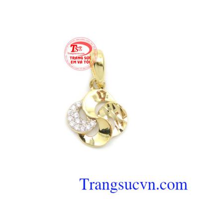 Mặt dây nữ Korea sang trọng vàng 10k chế tác công nghệ cao, mang đến sự cá tính, phong cách và nét quý phái cho người đeo