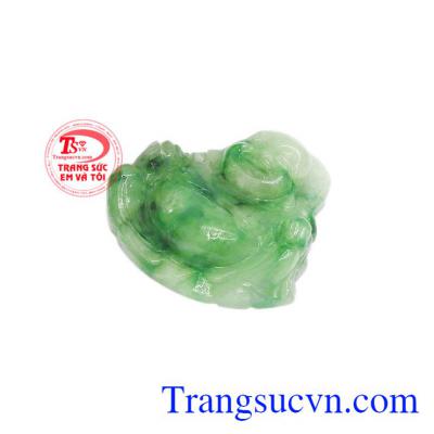 Đôi khi Phật cũng mang theo quả Hồ lô, biểu tượng của sức khỏe và trường thọ