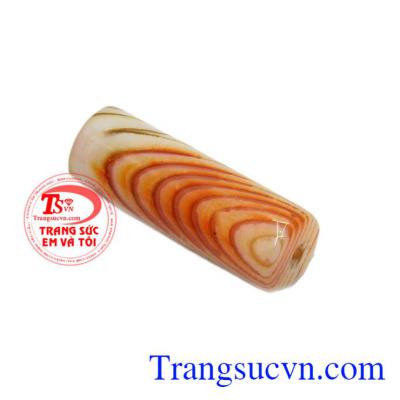 Trụ đá Mã não còn có thể được chế tạo thành dây chuyền sang trọng đem lại may mắn cho người sử dụng.