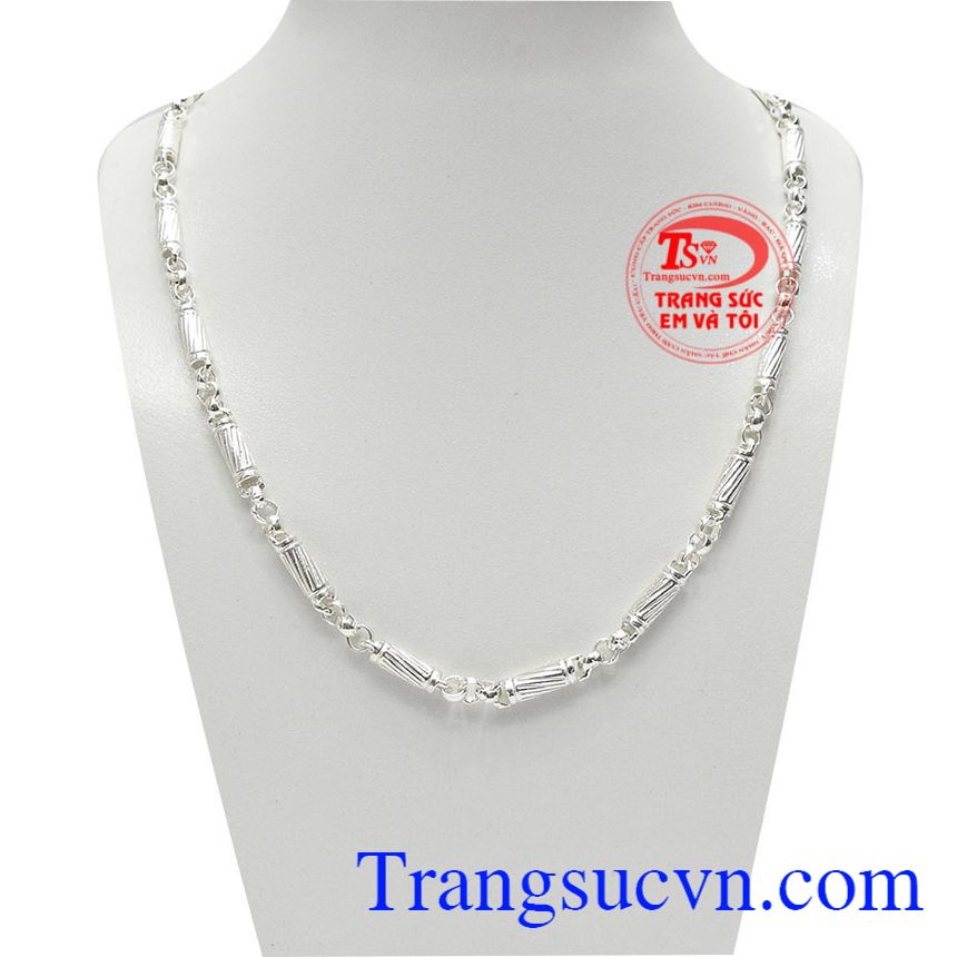Dây bạc nam cá tính là sản phẩm được chế tác đẹp và tinh tế từ bạc 92.5 chuẩn chất lượng