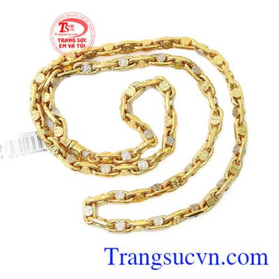 Dây chuyền vàng Italy 18k được chế tác tinh xảo, hoàn hảo đến từng mắt dây