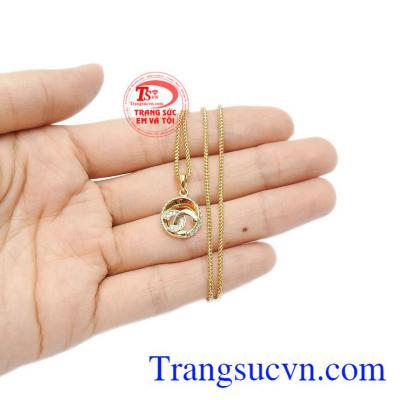 Sản phẩm được bảo hành uy tín, giao hàng toàn quốc. Bộ trang sức channel tinh tế