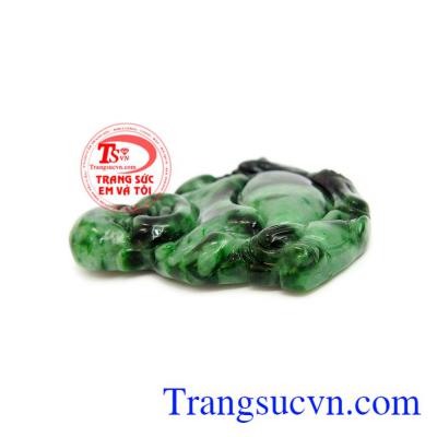 Vậy nên mọi người thường mang chúng bên mình như vật hộ mình