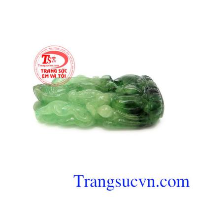 Ngọc cẩm thạch phù hợp với tất cả các mệnh