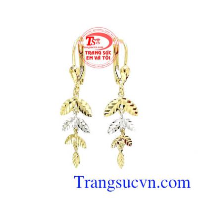 Hoa tai cành vàng lá ngọc thể hiện sự cao quý, nâng niu, trân trọng người con phụ nữ