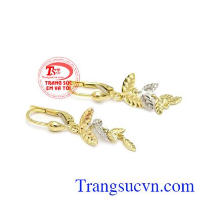 Hoa tai cành vàng lá ngọc được chế tác từ vàng 10k nhập khẩu từ Italy, kinh đô thời trang đắt giá.