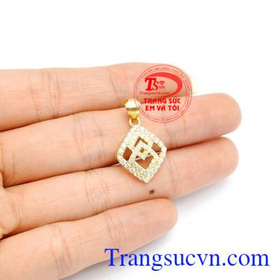 Trang sức Em và Tôi chuyên cung cấp các sản phẩm hợp thời trang
