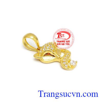 Sản phẩm bền đẹp, chắc chắn, thiết kế tinh xảo, kết đá tạo độ sáng lấp lánh