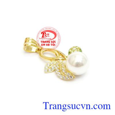 Sản phẩm được thiết kế tinh tế, đường nét mảnh mai tạo sự thanh tú, trẻ trung