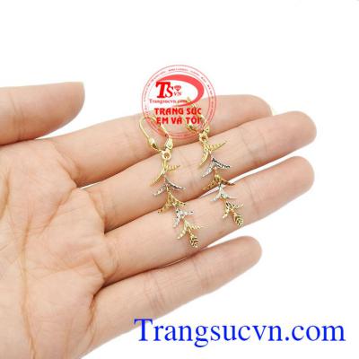 Sự uyển chuyển từ những đường nét tinh tế làm tăng thêm sức hút mãnh liệt cho gương mặt