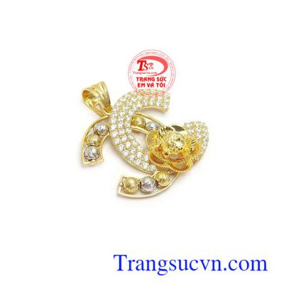 Mặt dây chanel thời trang được chế tác 3D tinh xảo, thiết kế cầu kỳ, độc đáo dành tặng cho phái đẹp