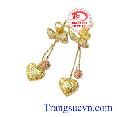 sản phẩm làm nổi bật nét xinh xắn, dễ thương cho người đeo. 