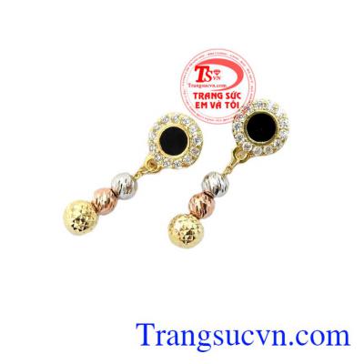tạo nên hoa tai cá tính, hợp thời trang và dễ phối với nhiều trang phục.