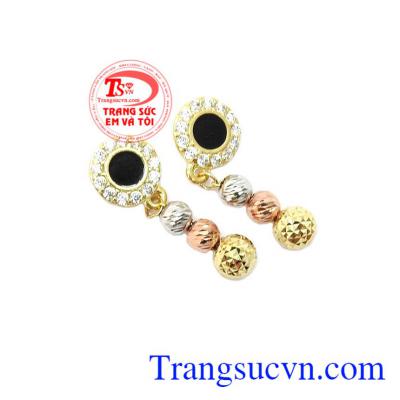 là sản phẩm được chế tác theo công nghệ của Italy, với những thiết kế tinh tế, tỉ mỉ,