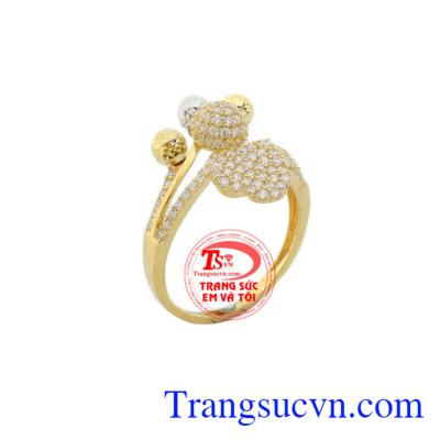 Sản phẩm được thiết kế với kiểu dáng tinh tế, thích hợp với các bạn nữ có tính cách nhẹ nhàng và có phần hơi bay bổng