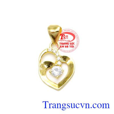 Mặt dây nữ khát vọng được chế tác từ vàng 10k