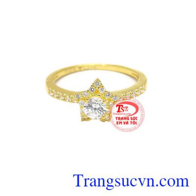 Được thiết kế trẻ trung và thời trang thể hiện cá tính mà vẫn tôn lên vẻ nữ tính của phái nữ