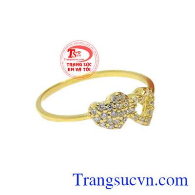 nhẫn vàng trái tim đôi mang ý nghĩa tình yêu mãi bền chặt, hạnh phúc lứa đôi.